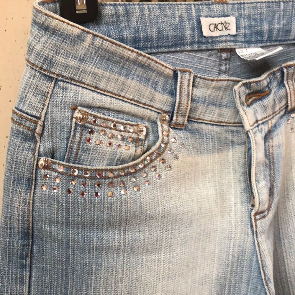 Straight leg short / above ankle jeans